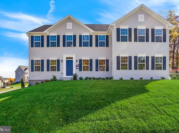 561 Monocacy Trl, Spring Grove, PA 17362