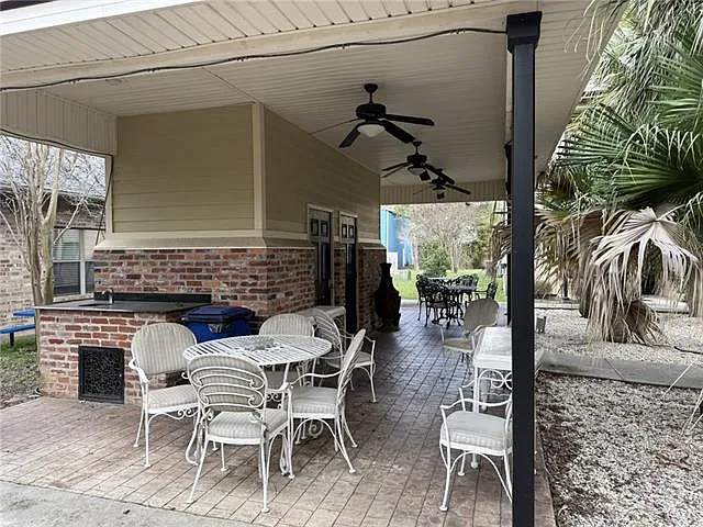 810 Lafitte St #105 — Photo 22