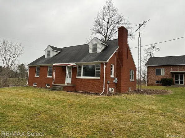 6396 Gale Rd, Atlas, MI 48411