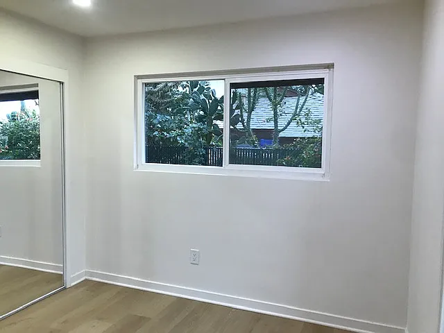 13408 Glenoaks Blvd — Photo 3