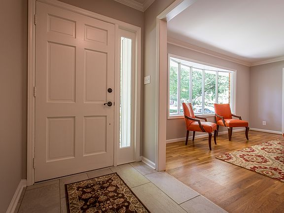 4th image of 2504 Gracewood Dr