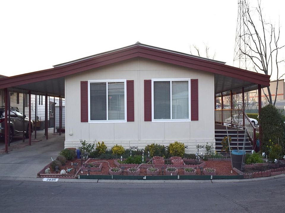 1st image of 2835 Moss Hollow Dr #2835