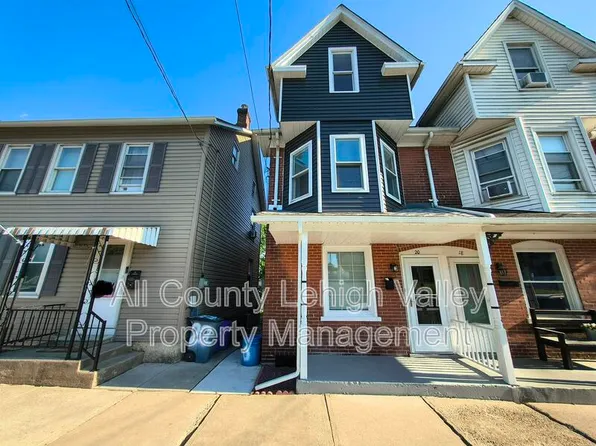 20 E Prospect St, Nazareth, PA 18064