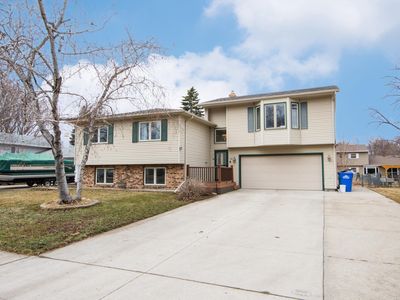 1901 18th St S, Fargo, ND, 58103