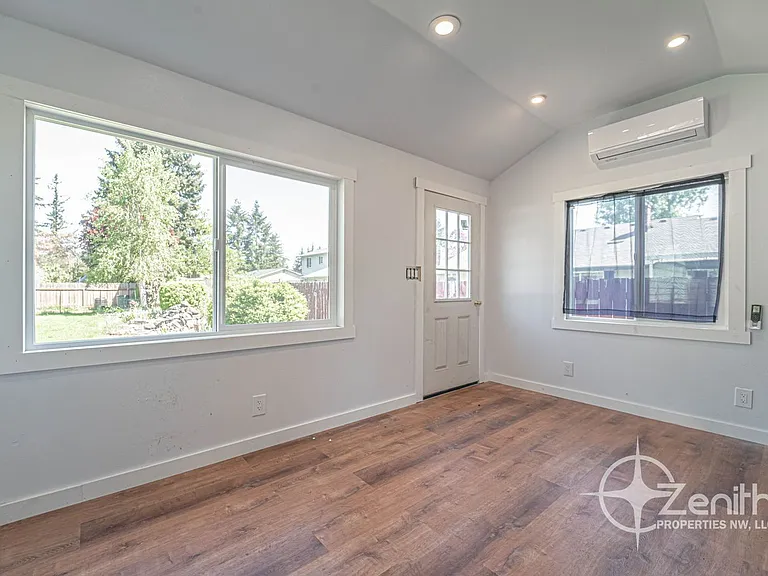 4213 NE 139th Ave — Photo 28
