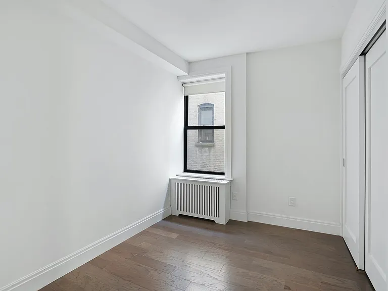 556 W 126th St #21 — Photo 5