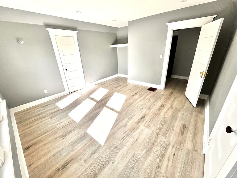 73 Hubinger St #3 — Photo 5