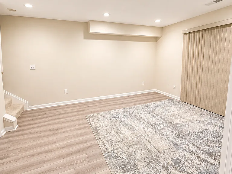 9027 Endicott Pl — Photo 4