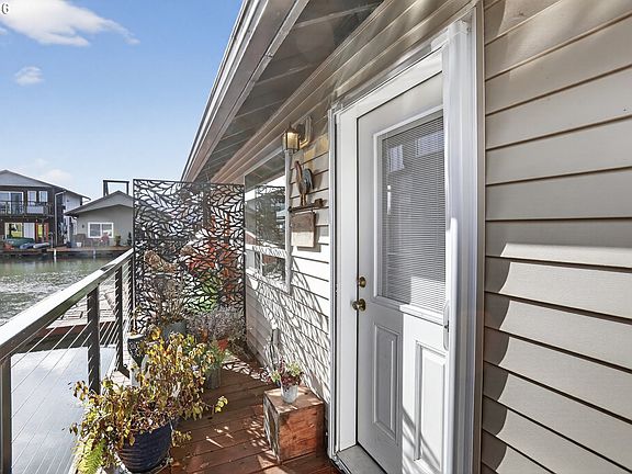 4th image of 34326 Johnsons Landing Rd #B-7