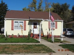 1810 Bateman St, Hastings, NE 68901