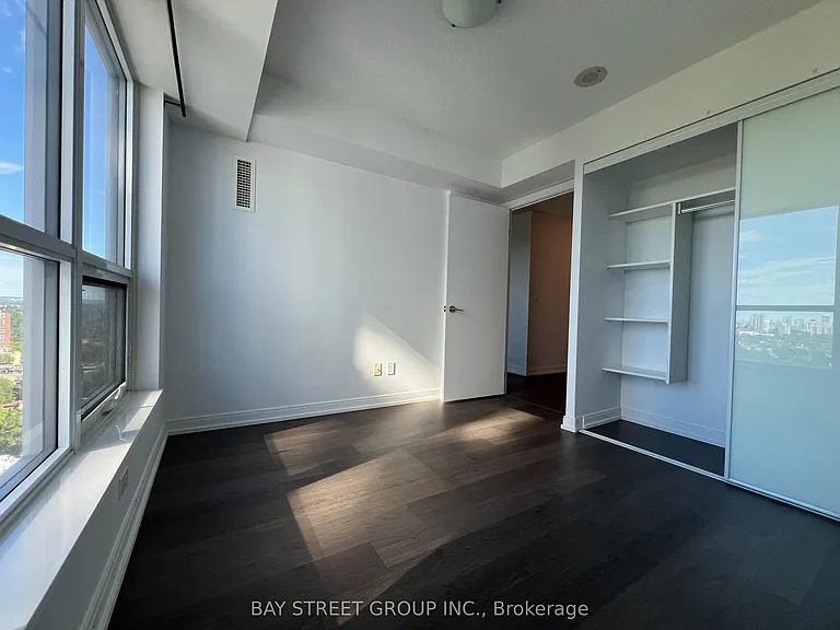 255 Village Green Sq #2805 — Photo 11