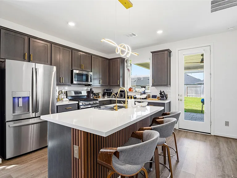 7207 Cedar Harbor Ct — Photo 9