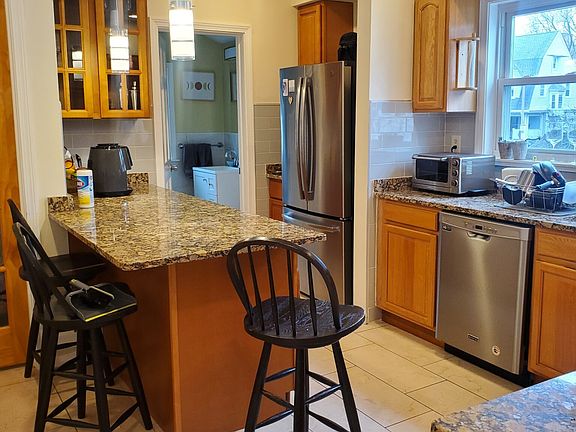 4th image of 78 Chestnut Hill Ave #4