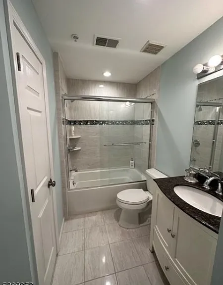 93 Lakeview Ct — Photo 6