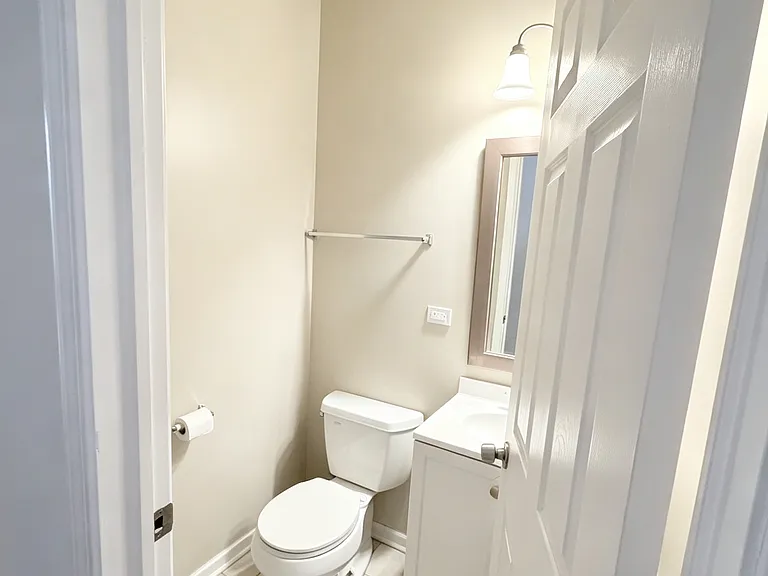 5134-5142 S Ingleside Ave #2A — Photo 5