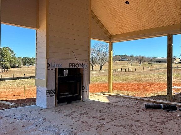 2nd image of 3757 Lower Tanners Bridge Road