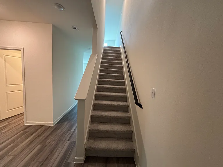 5718 Roadhouse Dr — Photo 15