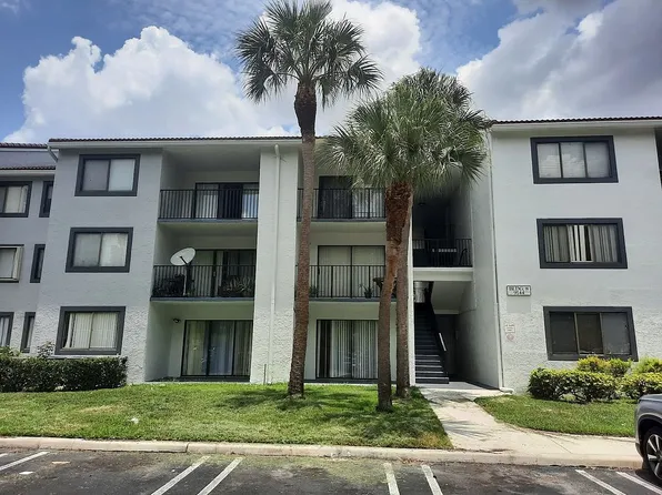 9144 W Atlantic Blvd APT 832, Coral Springs, FL 33071