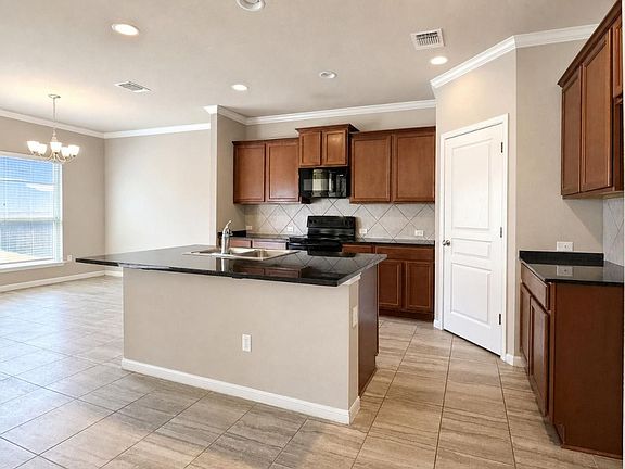 2nd image of 421 Cross Dr