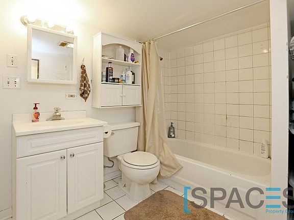 4th image of 1633 W Pierce Ave #Gdn