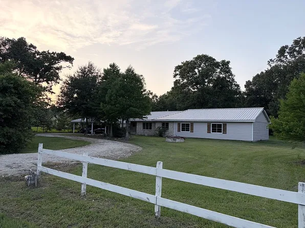 26941 E River Rd, Splendora, TX 77372