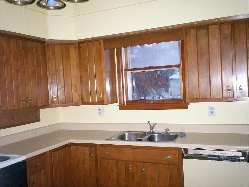 2nd image of 405 W Eliza St