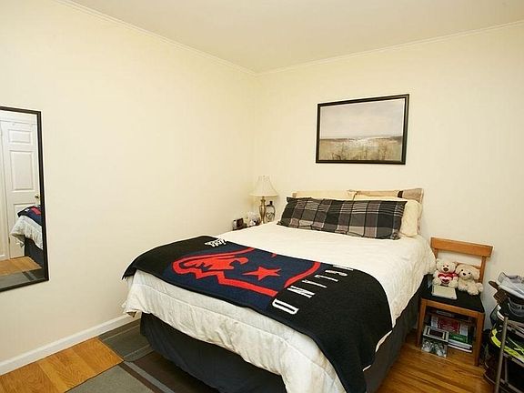 5th image of 26-09 23rd Ave #1G
