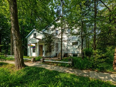 818 S 7th St, Ann Arbor, MI, 48103