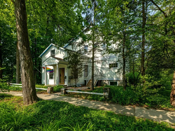 818 S 7th St, Ann Arbor, MI 48103