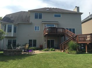 1932 Gardner Cir E, Aurora, IL 60503