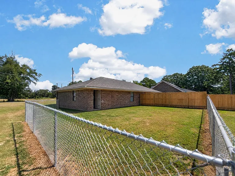 3803 County Road 149 — Photo 18