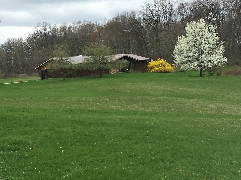 Front of house from driveway