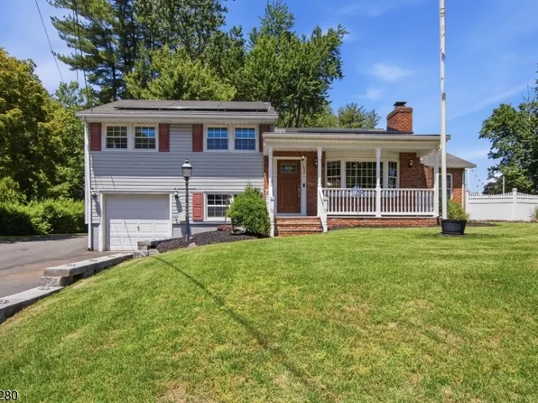 1252 Ringwood Ave, Pompton Lakes Boro, NJ 07442