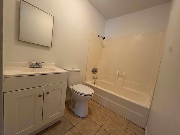 3rd image of 1022 N 20th St #1004