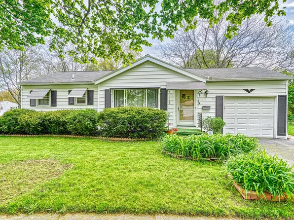 5 Southampton Dr, Rochester, NY 14616
