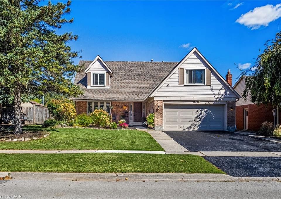 1st image of 4248 Dunvegan Rd