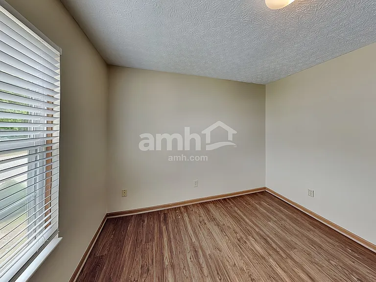 7481 Oliver Winchester Dr — Photo 20