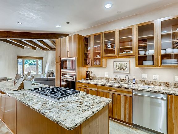 4th image of 231 Rosario Blvd #C