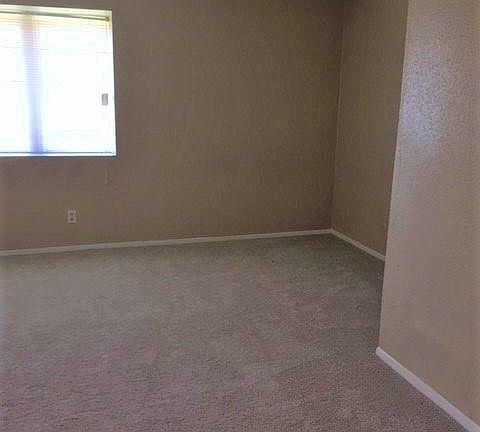 5th image of 909 Birnham Woods Blvd APT 24