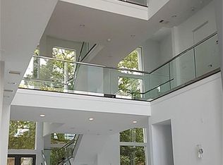 4726 Devon St, Houston, TX 77027