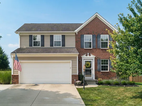 304 Evergreen Cir, Pickerington, OH 43147
