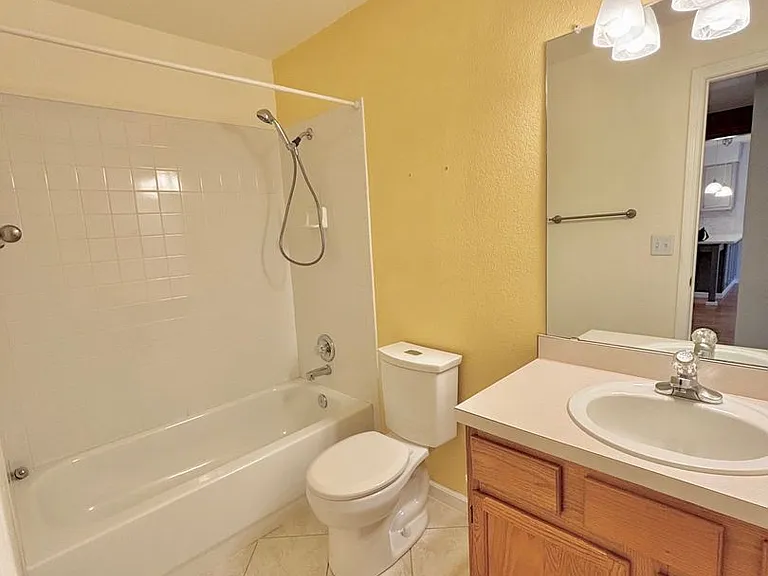 1005 Homestake Dr — Photo 16