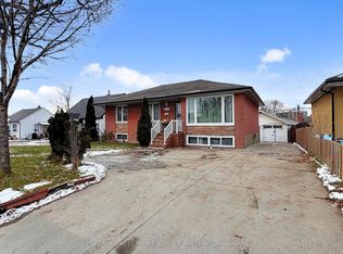 2864 Weston Rd, Toronto, ON M9M 2S3