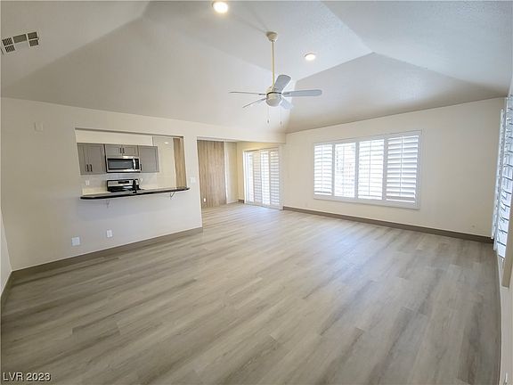 2nd image of 230 Shadybrook Ln Unit A