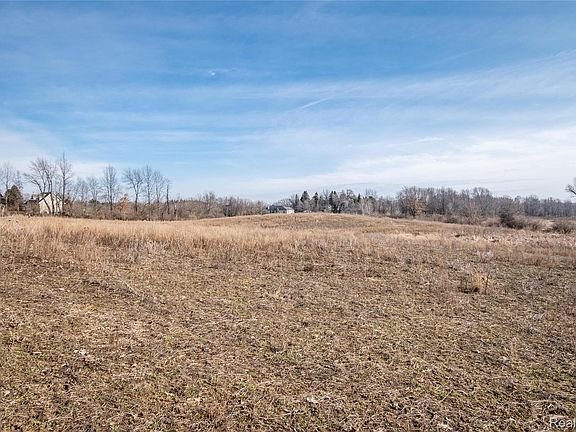 5th image of 0 Heim Rd