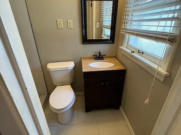 5409 SW 15th Ave #A — Photo 32