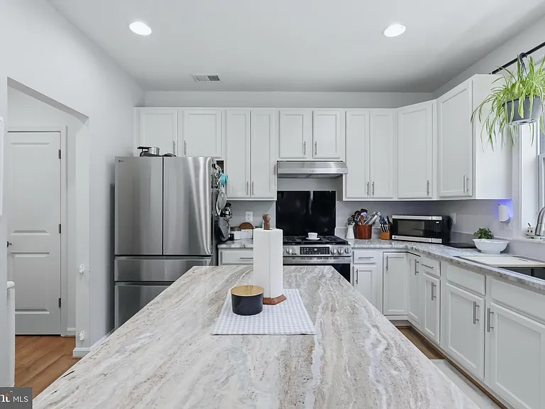 20724 Hilton Run Ct — Photo 19