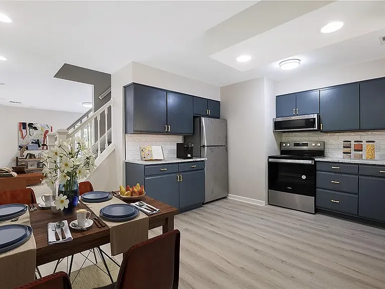 451 Neff St — Photo 11