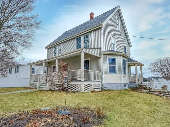 20 Robinwood Rd, Dedham, MA 02026