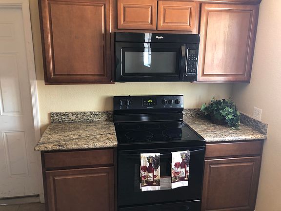 5th image of 3007 E Saint John Rd